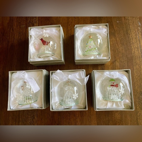 Christmas Glass Ornament Set of 5 LED Light Up Holiday Decorations Gift Boxed - Picture 2 of 11
